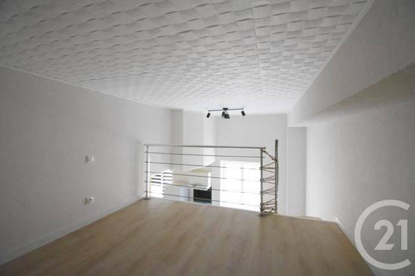 Appartement Studio à vendre  1 pièce - 25,06 m 2   VICHY  - 03