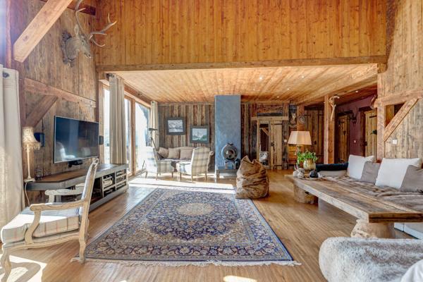 Ancienne grange savoyarde rénovée