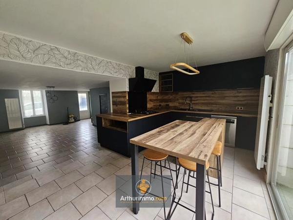 Vente Maison 9 pièces 177 m2 à La Grève-sur-Mignon