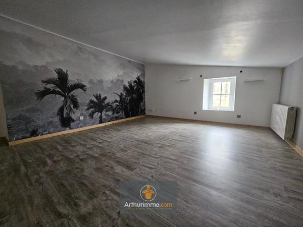 Vente Maison 9 pièces 177 m2 à La Grève-sur-Mignon