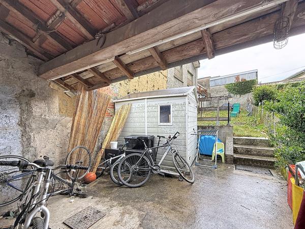 Maison de ville centre Chalamont, 76 m2, 3 chambres, jardin non attenant