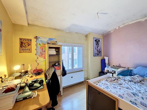 Maison de ville centre Chalamont, 76 m2, 3 chambres, jardin non attenant