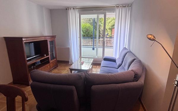 Appartement à vendre    3 pièces • 66 m2 Cambrai