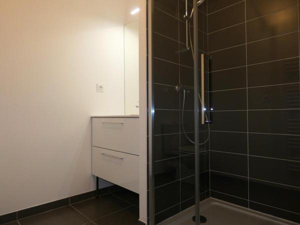 Appartement de 42 m² situé dans un quartier prisé de Vitré, ascenseur, balcon
