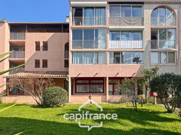 Local/bureau à vendre LA LONDE LES MAURES (83) - MURS À VENDRE