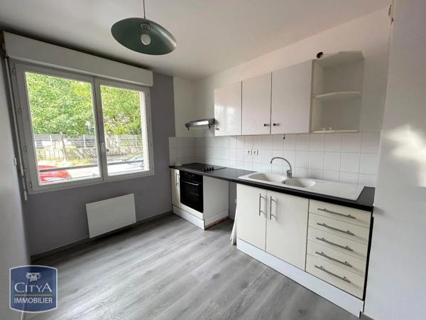 Appartement à louer 2 pièces 46.06m² Tours (37000)