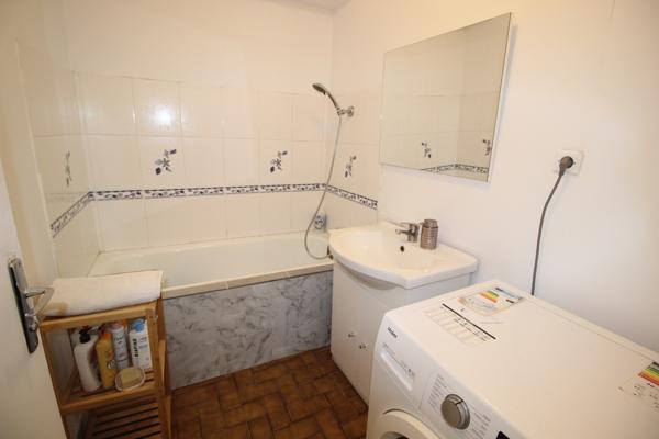 BOISSY-SAINT-LÉGER – À 10 MINUTES À PIED DU RER | F4 DE 84 M² AVEC BALCON, CAVE ET PARKING
