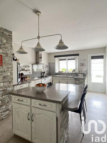 Maison à vendre 7 pièces 168 m² Saint-Agnant