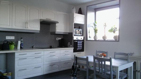 Appartement à louer à Bailleul dans le Nord (59270), ref : FLOCB535