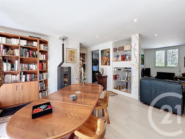 Maison à vendre  4 pièces - 104,89 m 2   LE CHAMBON SUR LIGNON  - 43