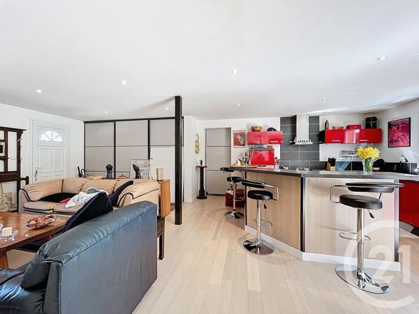 Maison à vendre  4 pièces - 104,89 m 2   LE CHAMBON SUR LIGNON  - 43