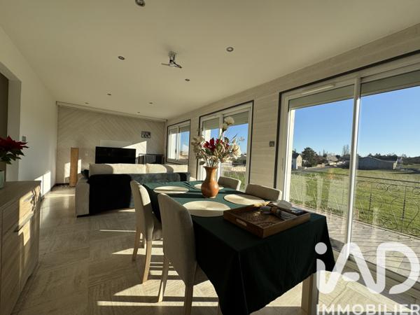 Maison à vendre 5 pièces 95 m² Saint-Martin-la-Pallu