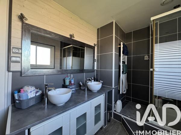 Maison à vendre 5 pièces 95 m² Saint-Martin-la-Pallu