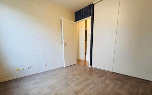 Appartement à vendre    3 pièces • 63 m2 Stains