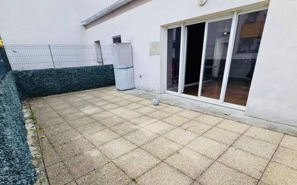 Appartement à vendre    3 pièces • 63 m2 Stains