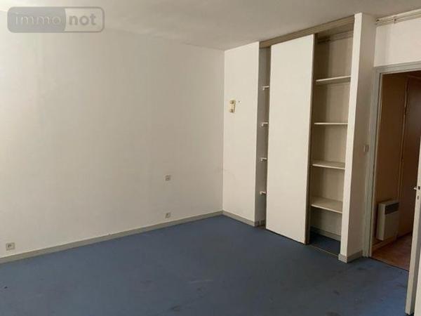 Immeuble de rapport à vendre à Saint-Junien en Haute-Vienne (87200), ref : 14757/182   
Centre-ville