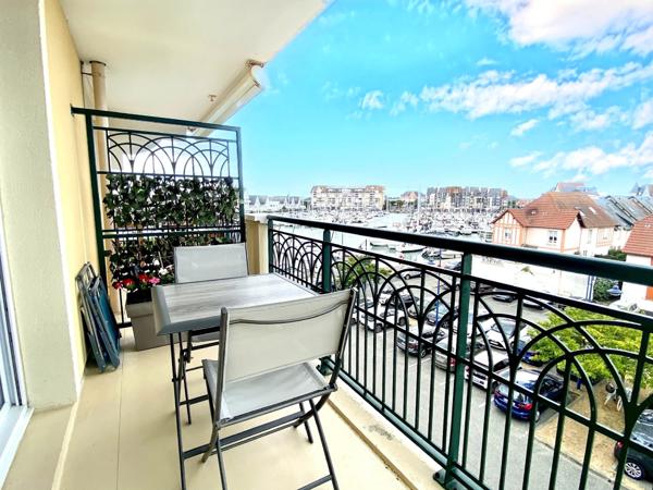 Port Guillaume - Studio en parfait état avec vues sur le port et la mer