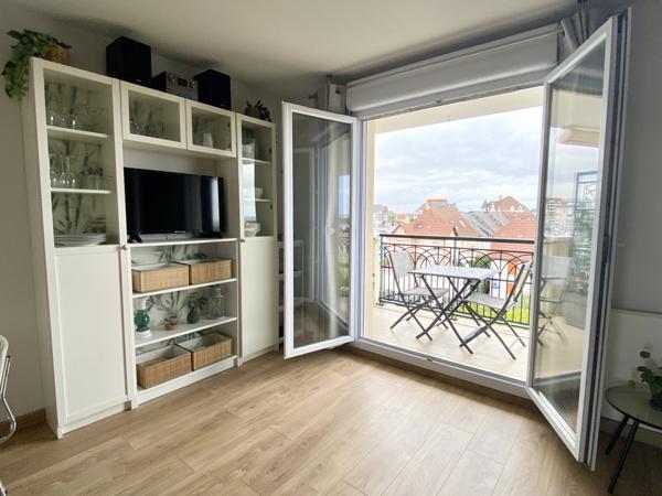 Port Guillaume - Studio en parfait état avec vues sur le port et la mer