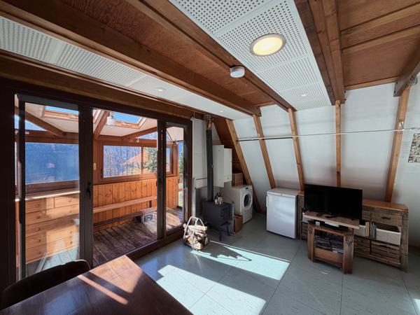 Saint-Pierre-d'Entremont (73670) Chalet à la montagne - coup de coeur assuré ! Vue dominante à 180° à couper le souffle