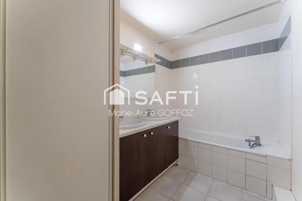 Au coeur de St Médard en Jalles, commerces à pieds !