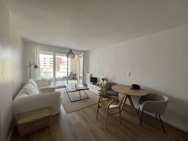 Appartement 2 pièces                                        - 44120 Vertou Réf : 12389