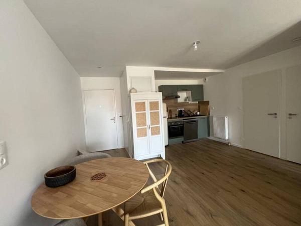 Appartement 2 pièces                                        - 44120 Vertou Réf : 12389