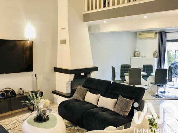 Maison à vendre 5 pièces 99 m² Savigny-le-Temple