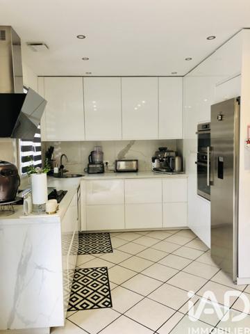 Maison à vendre 5 pièces 99 m² Savigny-le-Temple