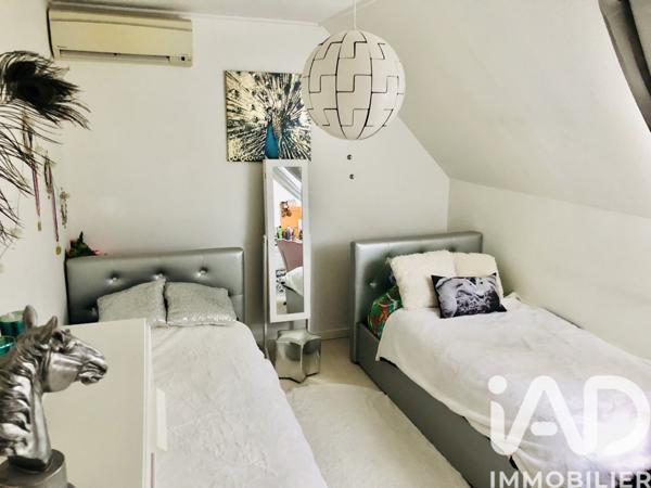 Maison à vendre 5 pièces 99 m² Savigny-le-Temple