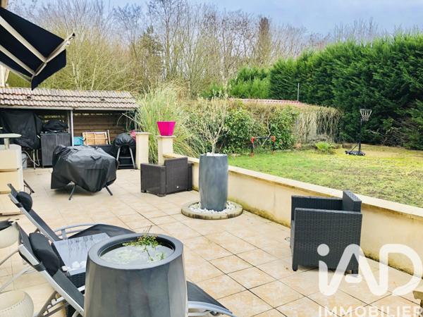 Maison à vendre 5 pièces 99 m² Savigny-le-Temple