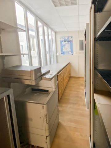 Ensemble Immobilier Local commercial + appartement en duplex, avec courette