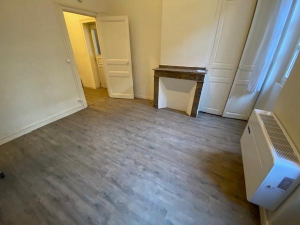 T1 Bis Quartier François Verdier" & la Place Dupuy