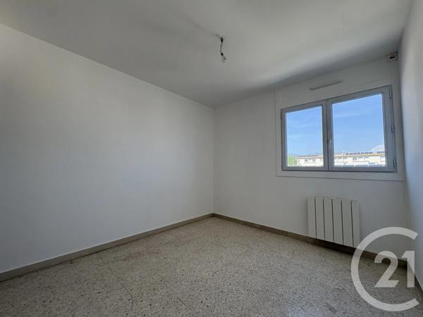 Appartement F3 à vendre  3 pièces - 57,45 m 2   LA SEYNE SUR MER  - 83