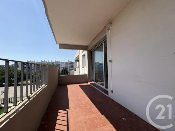 Appartement F3 à vendre  3 pièces - 57,45 m 2   LA SEYNE SUR MER  - 83