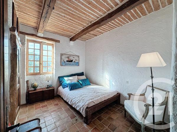 Maison à vendre  7 pièces - 209 m 2   GRASSE  - 06