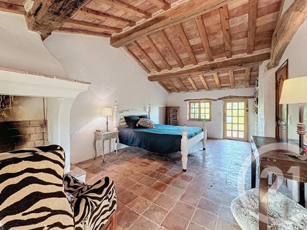 Maison à vendre  7 pièces - 209 m 2   GRASSE  - 06