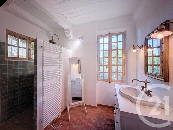 Maison à vendre  7 pièces - 209 m 2   GRASSE  - 06