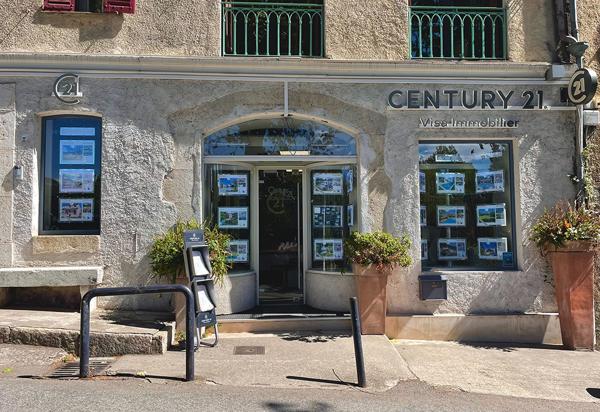 Maison à vendre  7 pièces - 209 m 2   GRASSE  - 06