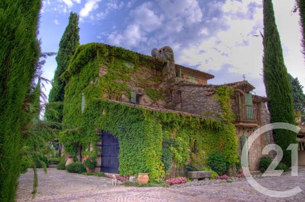Maison à vendre  7 pièces - 209 m 2   GRASSE  - 06