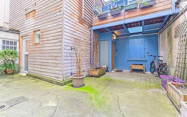 Appartement à vendre    2 pièces • 29,48 m2 Paris 20