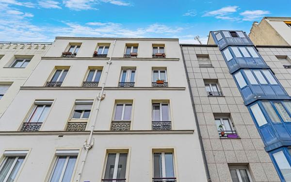 Appartement à vendre    2 pièces • 29,48 m2 Paris 20