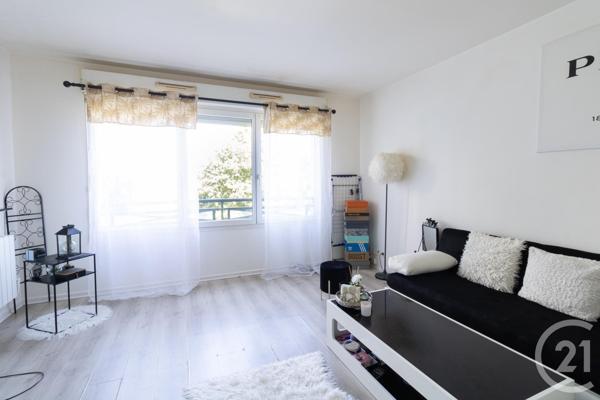 Appartement F1 à vendre  1 pièce - 28,25 m2 MONTGERON - 91