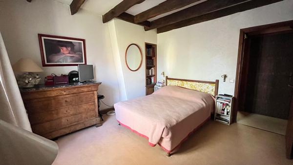 Propriete 8 pièce(s) 5 chambre(s) 180 m²