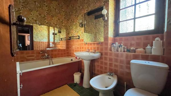 Propriete 8 pièce(s) 5 chambre(s) 180 m²