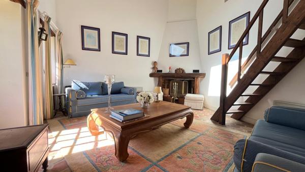 Propriete 8 pièce(s) 5 chambre(s) 180 m²