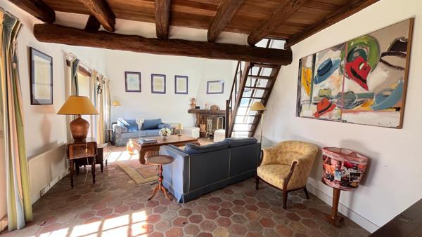 Propriete 8 pièce(s) 5 chambre(s) 180 m²