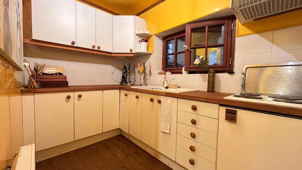 Propriete 8 pièce(s) 5 chambre(s) 180 m²