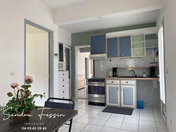 Charmante villa au coeur d'un cadre verdoyant