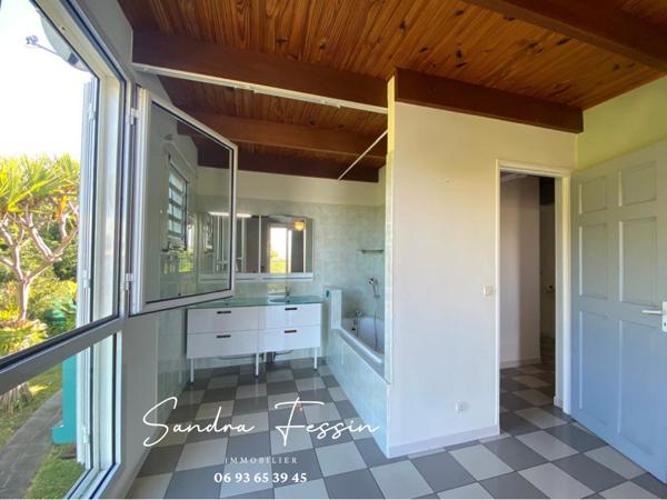 Charmante villa au coeur d'un cadre verdoyant