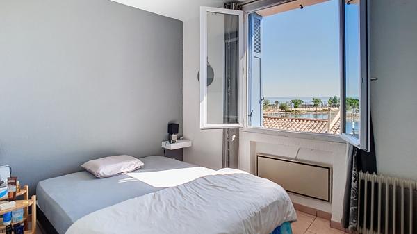 IMMEUBLE - 4 APPARTS DE TYPE 2 LOUES